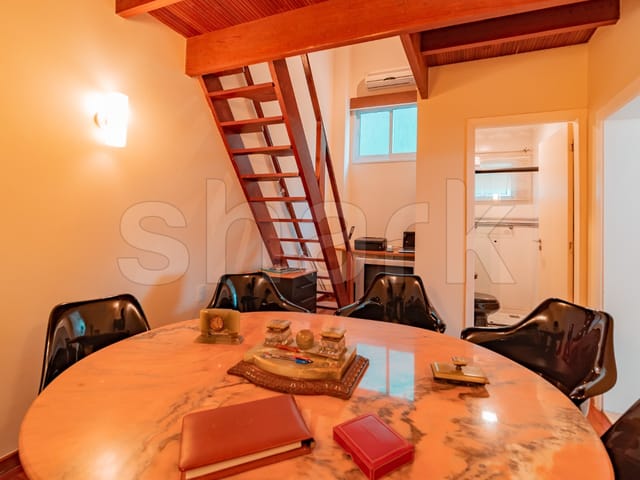 Casa com 450m² 5 quartos e 7 banheiros, à venda, no bairro Tamboré em Santana de Parnaíba