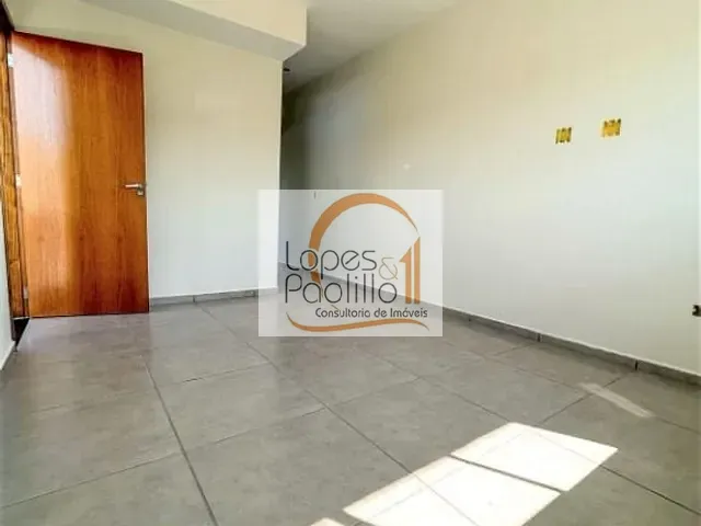 Casa com 125m² 2 quartos e 2 banheiros, à venda, no bairro Vila Santa Helena em Atibaia