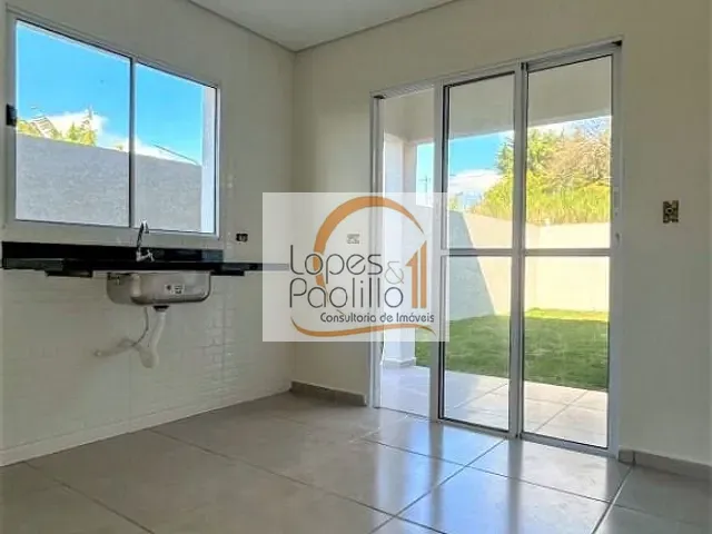 Casa com 125m² 2 quartos e 2 banheiros, à venda, no bairro Vila Santa Helena em Atibaia