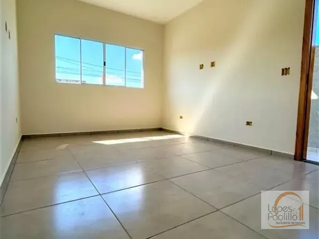 Casa com 125m² 2 quartos e 2 banheiros, à venda, no bairro Vila Santa Helena em Atibaia