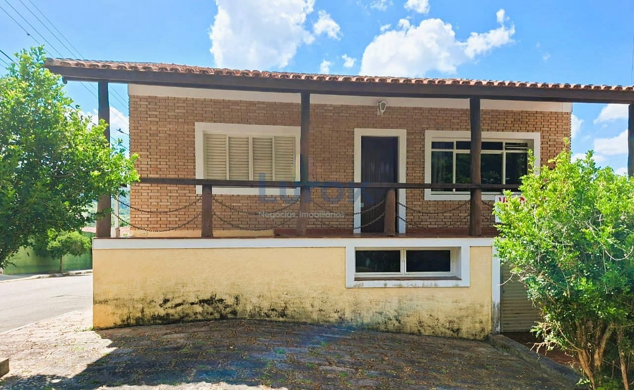 Casa, 3 quartos, 250 m² - Foto 1
