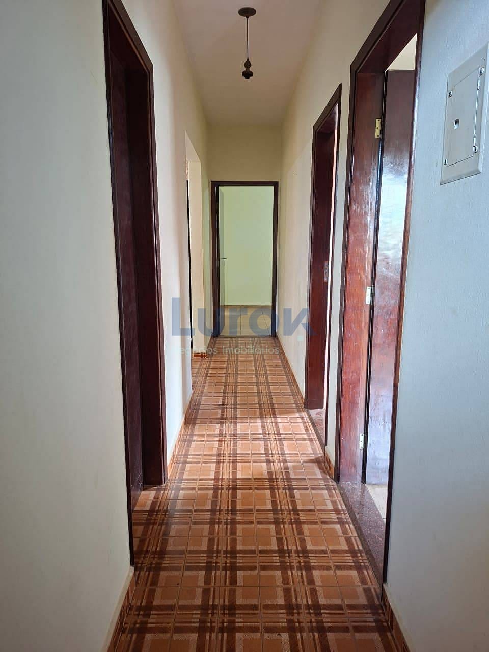 Casa, 3 quartos, 250 m² - Foto 10