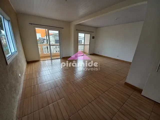 Casa com 150m² 3 quartos e 1 banheiro, à venda, no bairro Santana em São José dos Campos