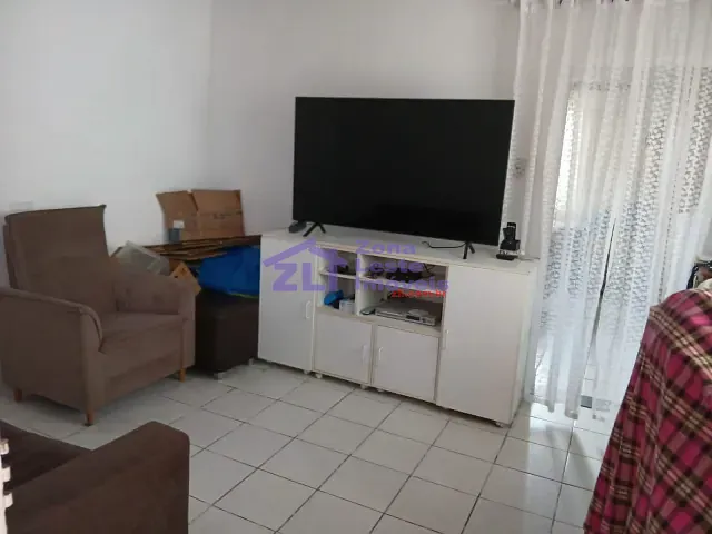 Casa 2 quartos e 2 banheiros, à venda, no bairro Cidade Mãe do Céu em São Paulo