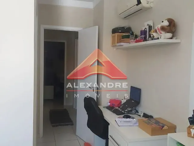 Casa com 124m² 3 quartos e 1 banheiro, à venda, no bairro Eugênio de Melo em São José Dos Campos