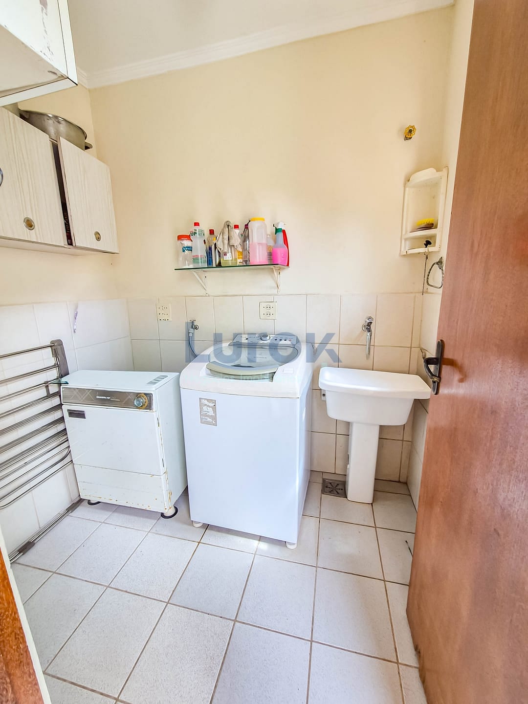 Casa, 4 quartos, 230 m² - Foto 10