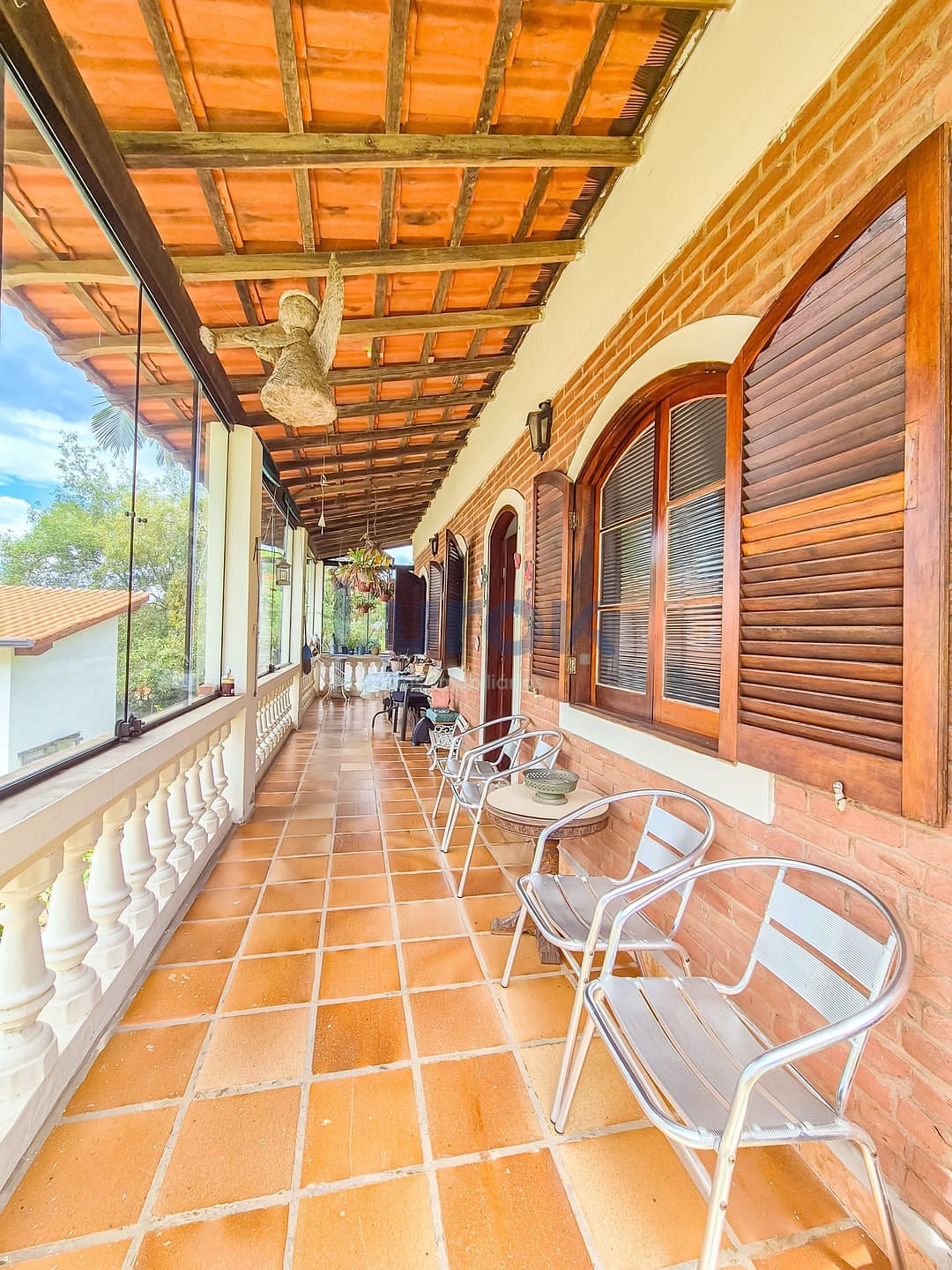 Casa, 4 quartos, 230 m² - Foto 2