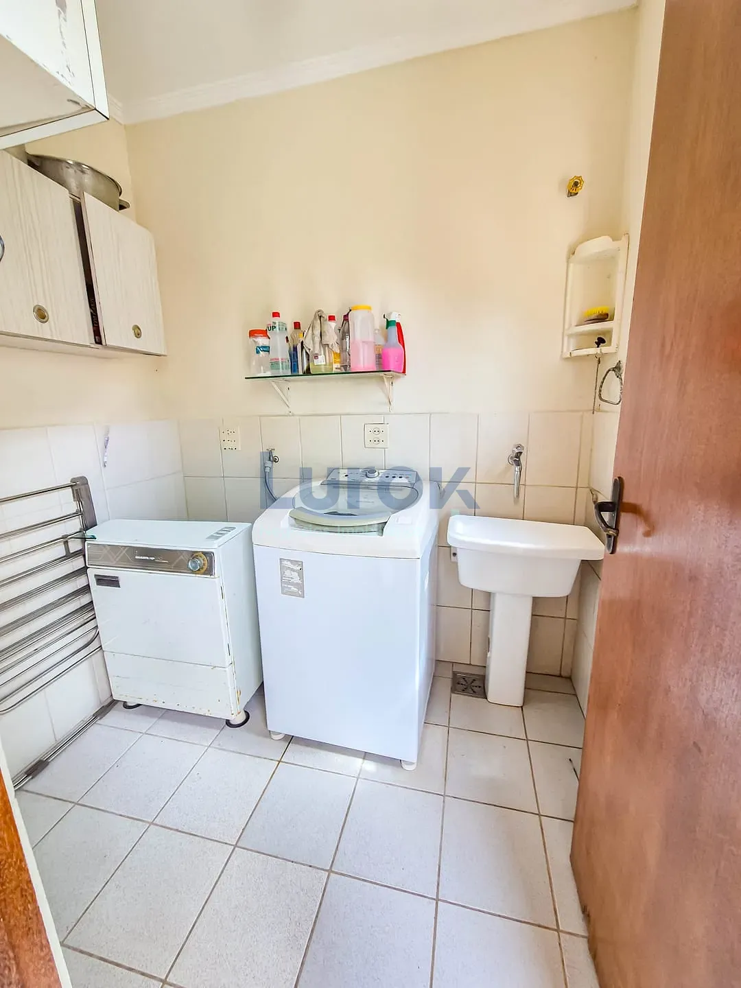 Casa, 4 quartos, 230 m² - Foto 10