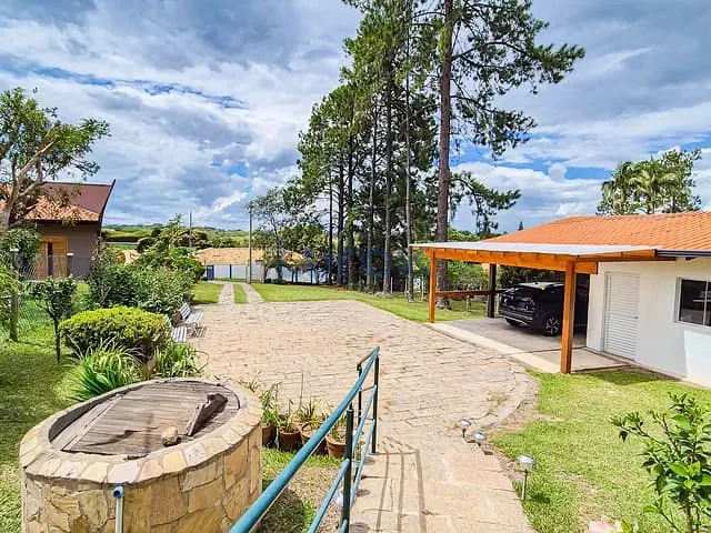 Casa com 1000m² 4 quartos e 3 banheiros, à venda, no bairro Jardim São Bento do Recreio em Valinhos