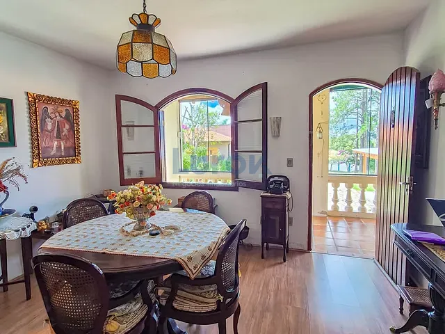 Casa com 1000m² 4 quartos e 3 banheiros, à venda, no bairro Jardim São Bento do Recreio em Valinhos