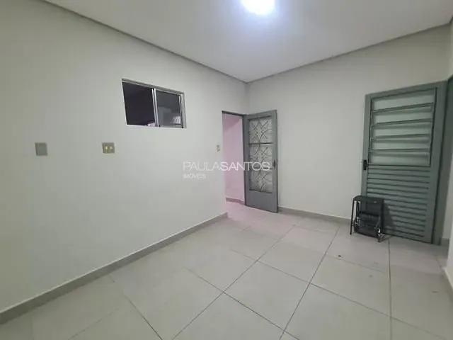 Casa com 150m² 2 quartos e 2 banheiros, para alugar, no bairro Centro em Sorocaba