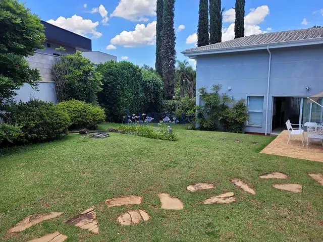 Casa com 890m² 3 quartos e 4 banheiros, à venda, no bairro Chácaras São Bento em Valinhos
