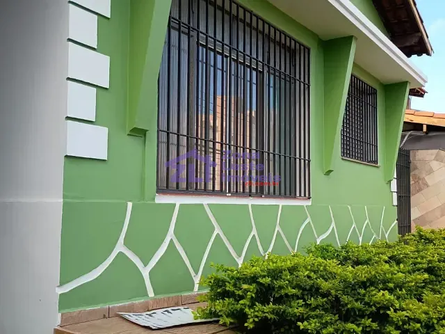 Casa com 260m² 3 quartos e 2 banheiros, para alugar, no bairro Vila Granada em São Paulo
