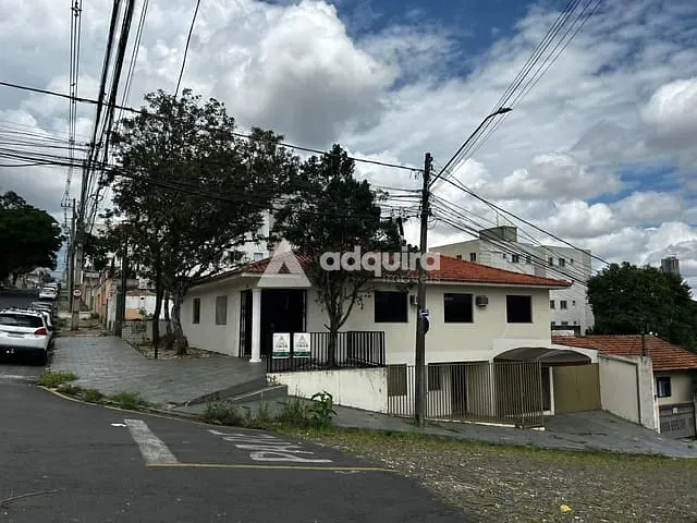 Casa com 337m², à venda, no bairro Ronda em Ponta Grossa