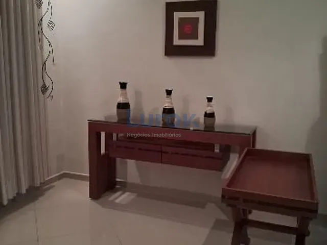 Casa com 267m² 3 quartos e 3 banheiros, à venda, no bairro Vila Ramaciotti em Valinhos