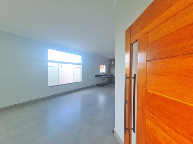 Casa com 275m² 3 quartos e 1 banheiro, à venda, no bairro Chácaras Cataguá em Taubaté