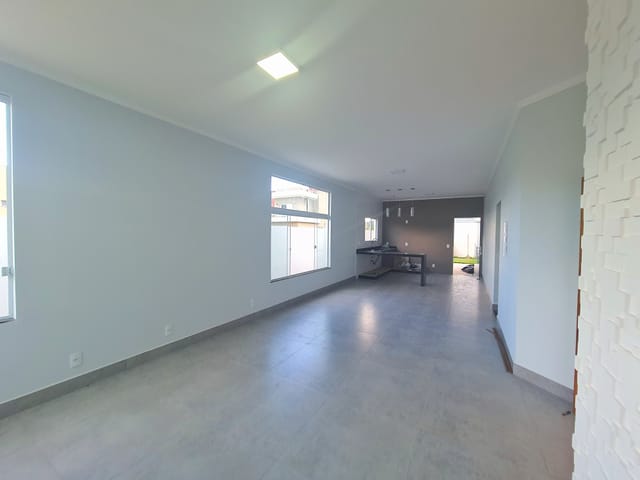 Casa com 275m² 3 quartos e 1 banheiro, à venda, no bairro Chácaras Cataguá em Taubaté