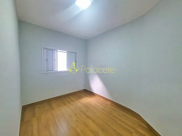 Casa com 275m² 3 quartos e 1 banheiro, à venda, no bairro Chácaras Cataguá em Taubaté