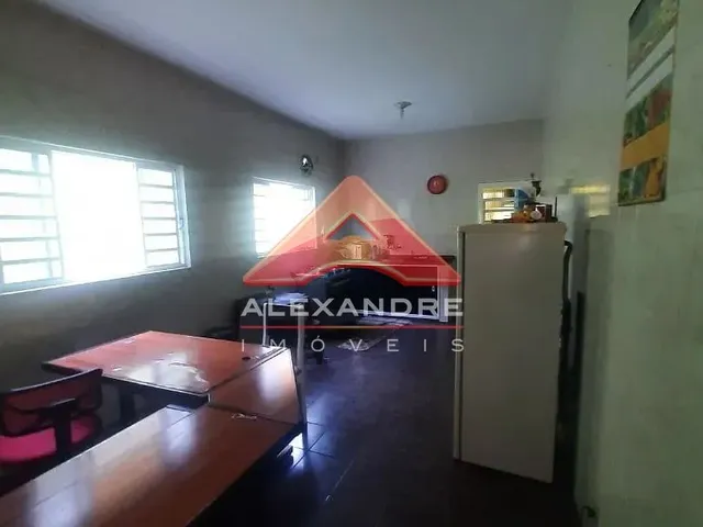 Casa com 125m² 3 quartos e 1 banheiro, à venda, no bairro Parque Novo Horizonte em São José Dos Campos