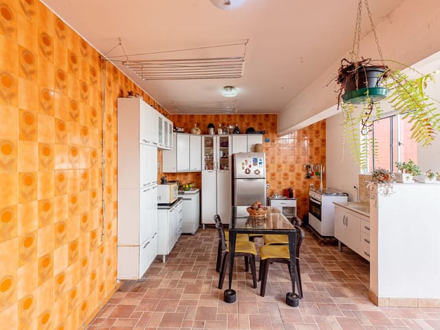 Casa com 300m² 3 quartos e 4 banheiros, à venda, no bairro Jardim Oriental em São Paulo