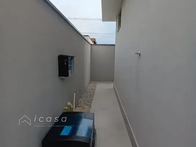 Casa com 300m² 4 quartos e 3 banheiros, à venda, no bairro Residencial Ouro Ville em Taubaté