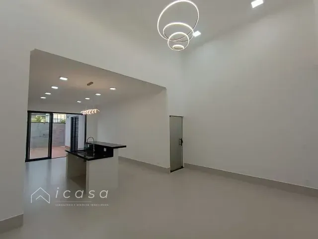 Casa com 300m² 4 quartos e 3 banheiros, à venda, no bairro Residencial Ouro Ville em Taubaté