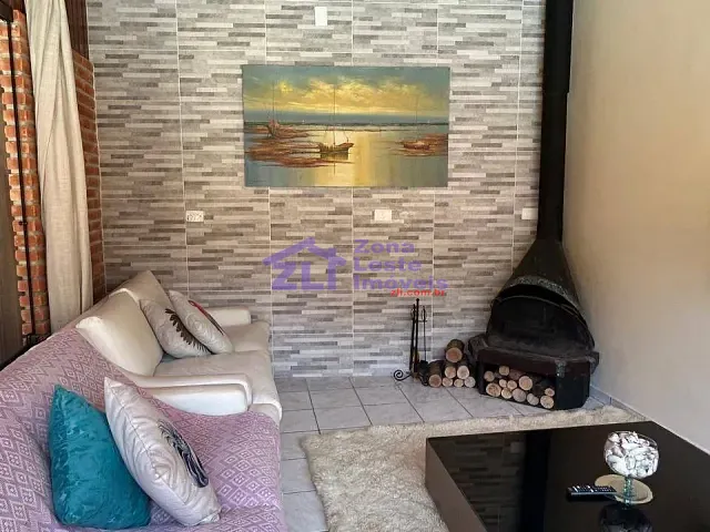 Casa com 373m² 5 quartos e 2 banheiros, à venda, no bairro Guaratuba em Bertioga