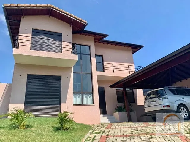 Casa com 600m² 3 quartos e 5 banheiros, à venda, no bairro Condominio Quintas da Boa Vista em Atibaia