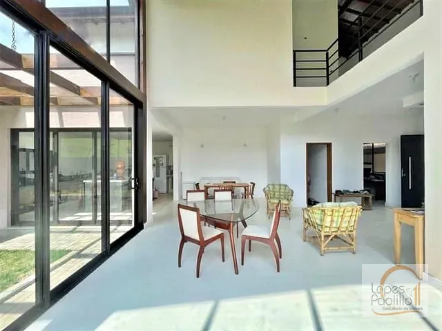 Casa com 600m² 3 quartos e 5 banheiros, à venda, no bairro Condominio Quintas da Boa Vista em Atibaia