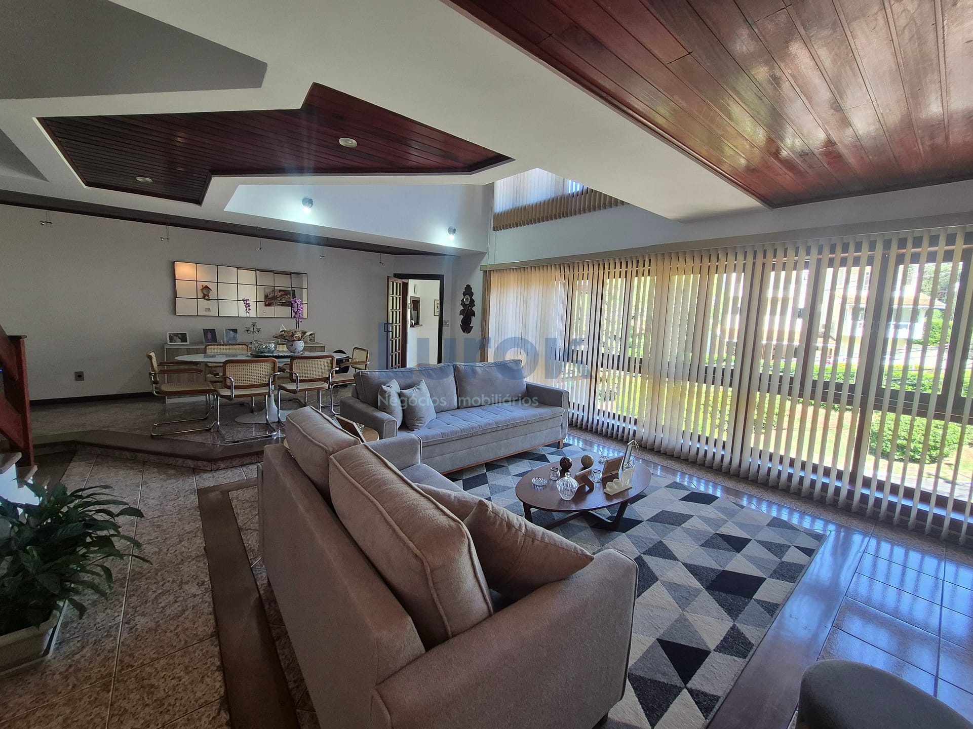 Casa, 4 quartos, 304 m² - Foto 13