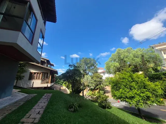 Casa com 1009m² 4 quartos e 5 banheiros, à venda, no bairro Jardim Soleil em Valinhos