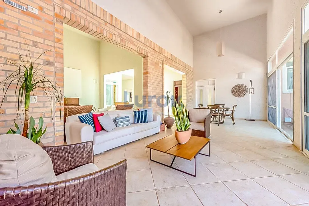 Casa, 5 quartos, 1500 m² - Foto 4