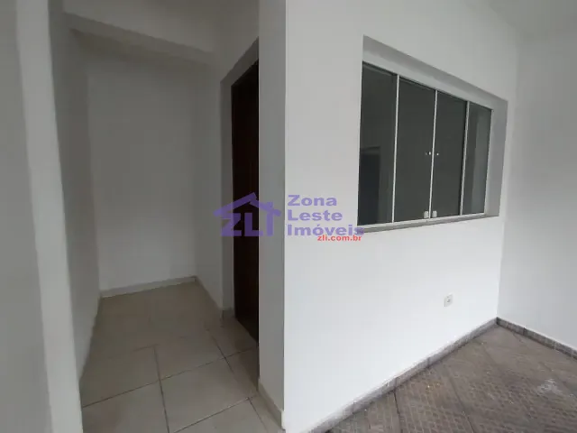 Casa com 65m² 2 quartos e 1 banheiro, para alugar, no bairro Cidade Antônio Estevão de Carvalho em São Paulo