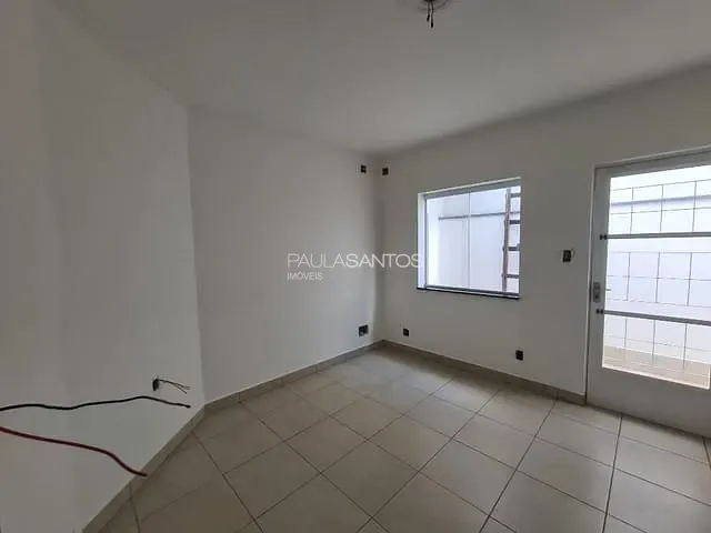 Casa com 270m² 3 quartos e 2 banheiros, para alugar, no bairro Vila Independência em Sorocaba