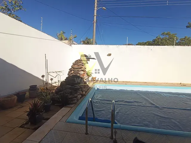 Casa com 360m² 3 quartos e 2 banheiros, à venda, no bairro Vilage Jardim em Anápolis