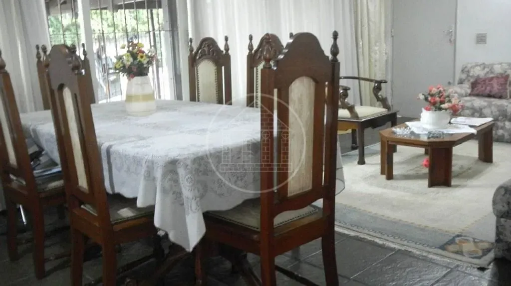 Casa, 4 quartos, 204 m² - Foto 3