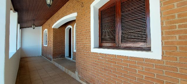 Foto do Casa - Casa Residencial para locação, 183m², $ 3.500,00, 3 quartos Jardim Leonor próximo das escolas Unip e São Leopoldo Mandic em Campinas SP | Home Hunters