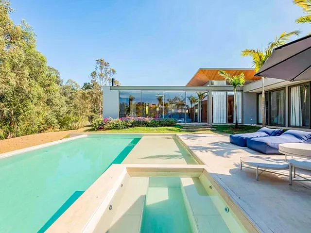 Casa com 2160m² 5 quartos e 7 banheiros, à venda, no bairro Loteamento Residencial Parque Terras de Santa Cecília em Itu