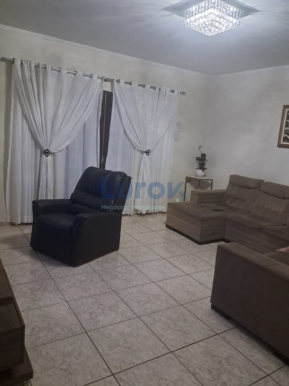 Casa, 3 quartos, 191 m² - Foto 4