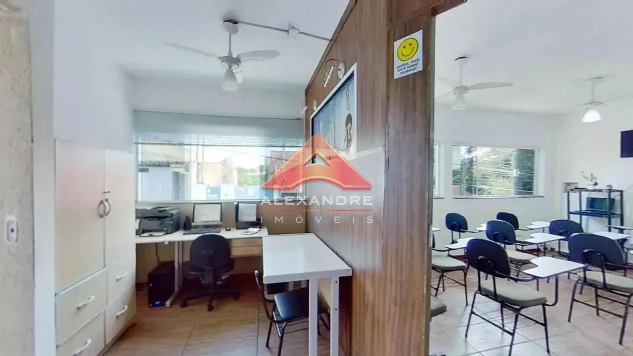 Casa, 4 quartos, 190 m² - Foto 4