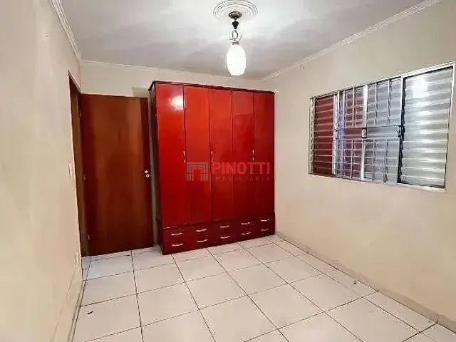 Casa 3 quartos e 2 banheiros, para alugar, no bairro Alves Dias em São Bernardo do Campo