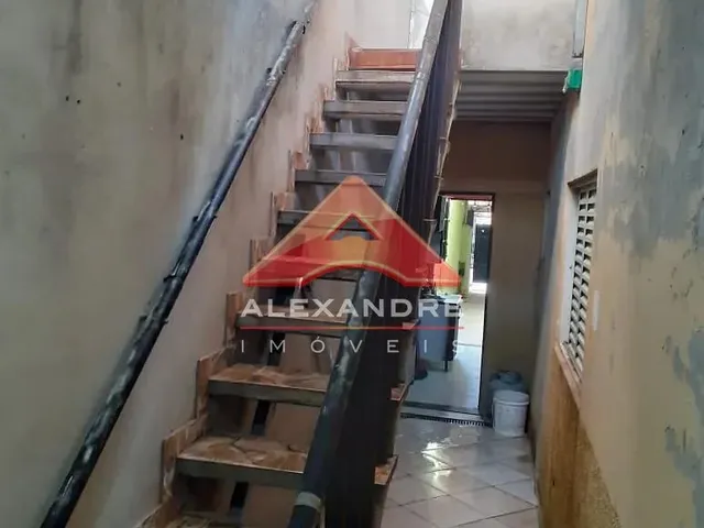 Casa com 125m² 3 quartos e 1 banheiro, à venda, no bairro Jardim Castanheira em São José Dos Campos