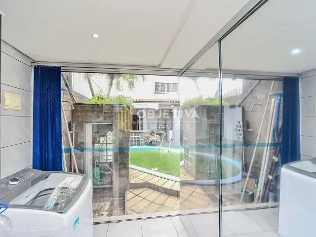 Casa 4 quartos e 5 banheiros, à venda ou para alugar, no bairro Jardim Itu em Porto Alegre