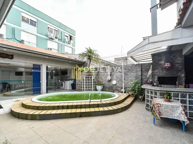 Casa 4 quartos e 5 banheiros, à venda ou para alugar, no bairro Jardim Itu em Porto Alegre