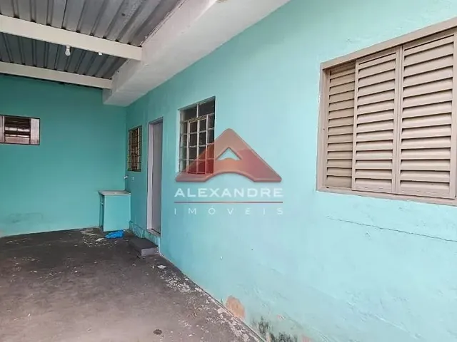 Casa com 48m² 1 quarto e 1 banheiro, para alugar, no bairro Vila Tatetuba em São José Dos Campos