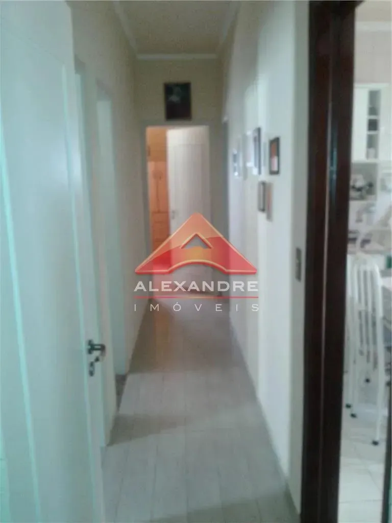 Casa, 3 quartos, 223 m² - Foto 9