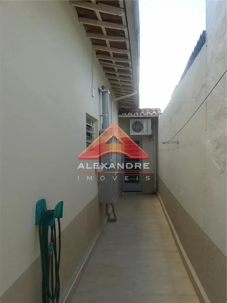 Casa, 3 quartos, 223 m² - Foto 25