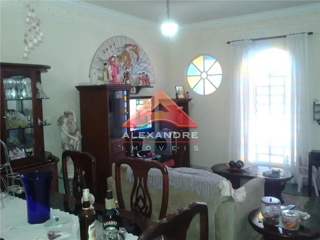 Casa, 3 quartos, 223 m² - Foto 8