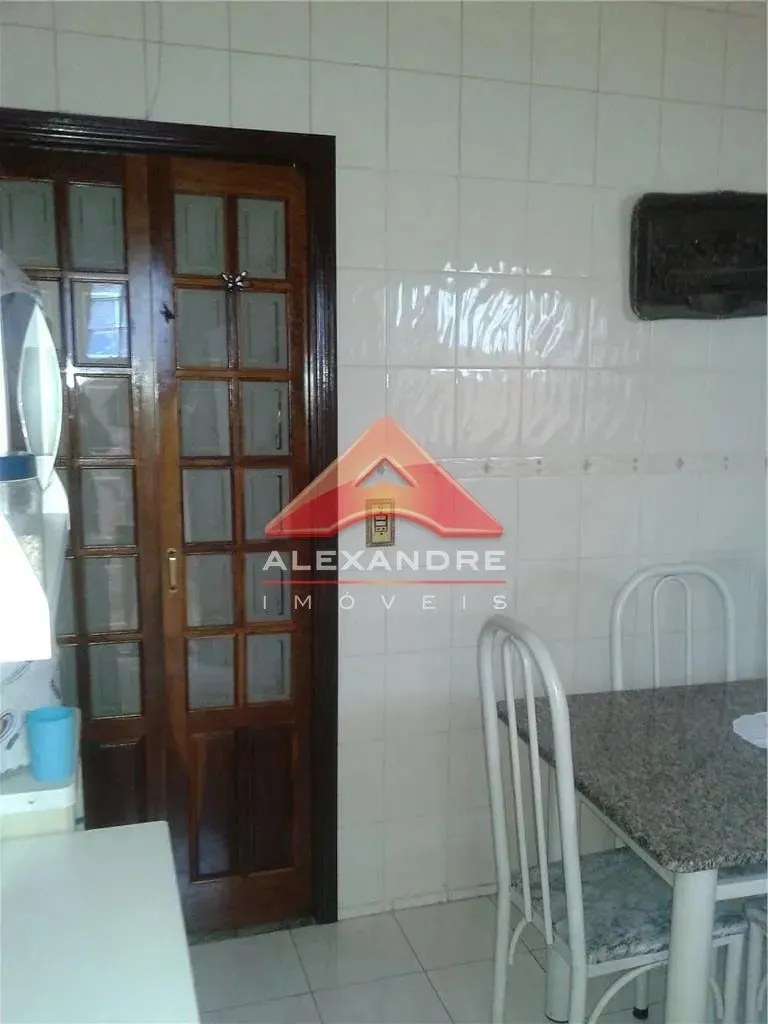 Casa, 3 quartos, 223 m² - Foto 19