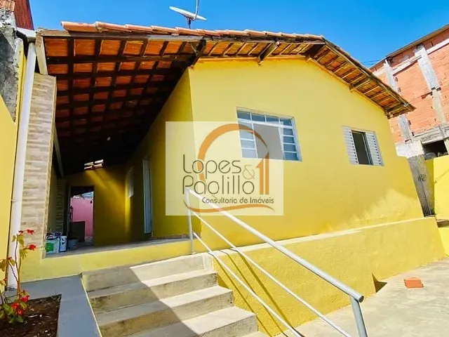 Casa com 200m² 3 quartos e 2 banheiros, à venda, no bairro Caetetuba em Atibaia